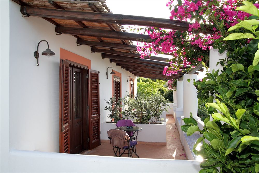 Principe Di Salina Boutique Hotel Malfa  Extérieur photo