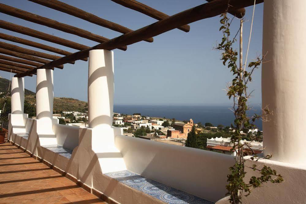 Principe Di Salina Boutique Hotel Malfa  Extérieur photo